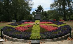 Queen Victoria Gardens/Floral Clock